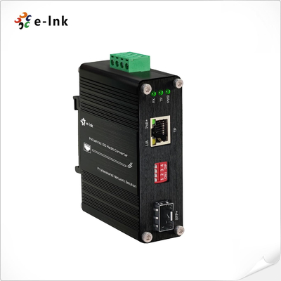 محول الوسائط الصناعية المصغرة 10G / 5G / 2.5G / 1G / 100M 802.3at إلى 10GBASE-X SFP +