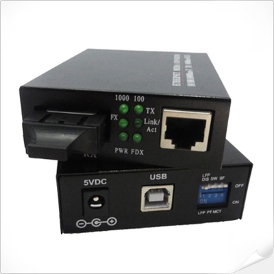 محول الوسائط الإيثيرنيت من 10/100Base-TX إلى 100Base-FX